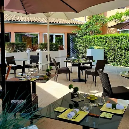 Hotel Le Carre D'alethius Logis Restaurant