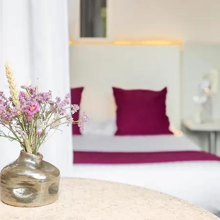 Le Carre D'alethius Logis Restaurant 3*