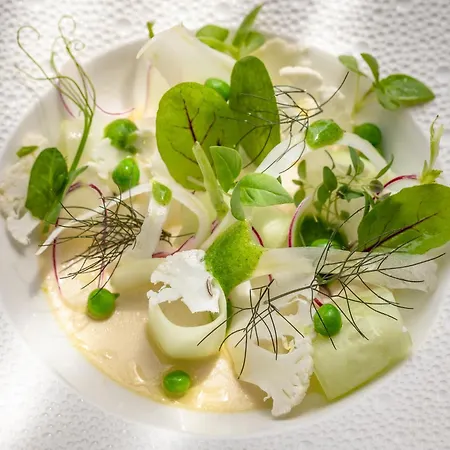 Hotel Le Carre D'alethius Logis Restaurant