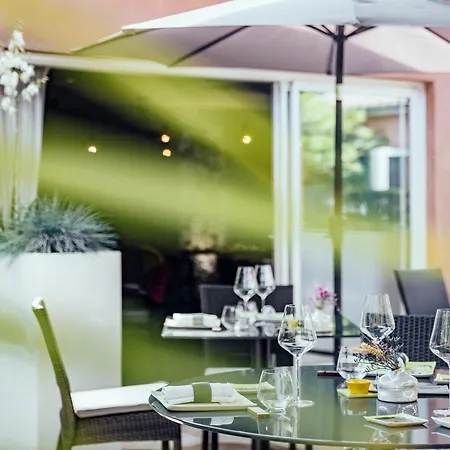 Le Carré D'alethius Logis Hôtel-restaurant Gastronomique