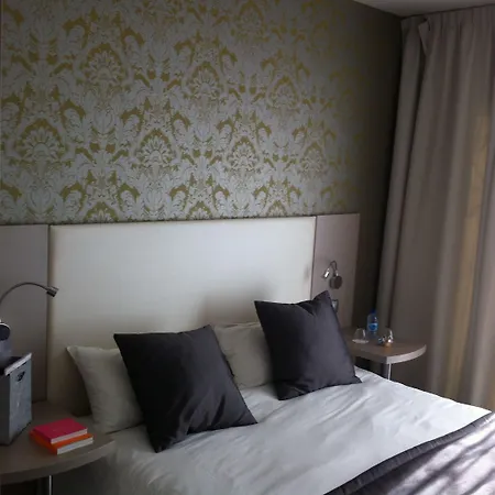 Hotel Le Carré D'alethius Logis Hôtel-restaurant Gastronomique