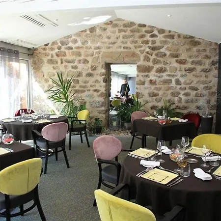 Le Carre D'alethius Logis Restaurant